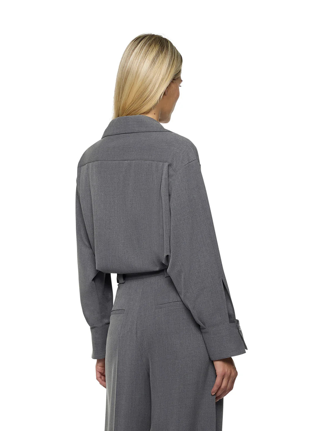 Tunic with embroidered neckline in transition fabric