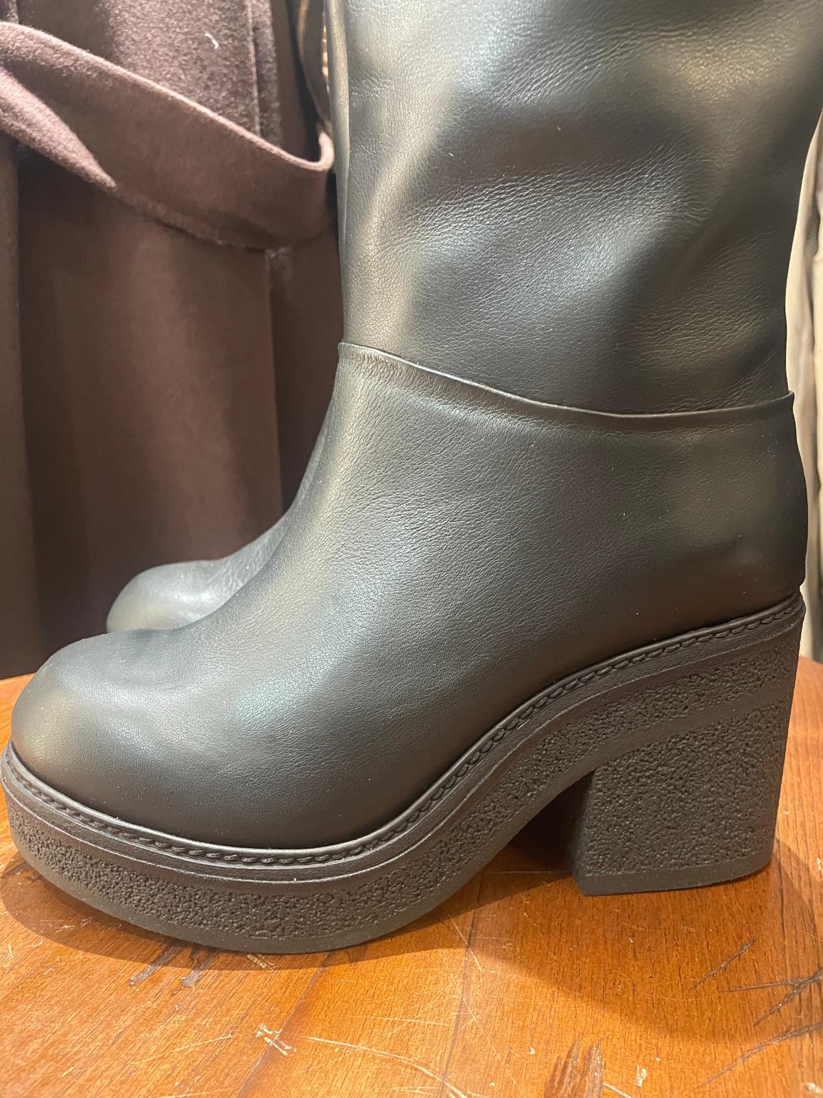 TRONCHETTO ENTOURAGE