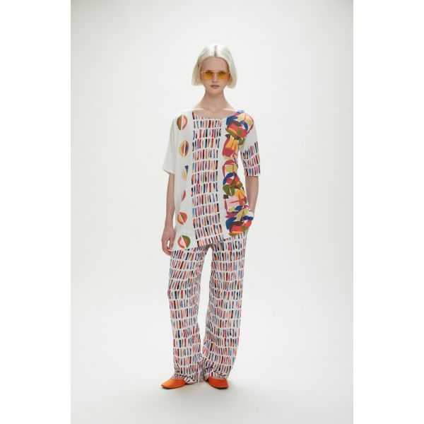 Maglia over e asimmetrica, stampa Pop double use