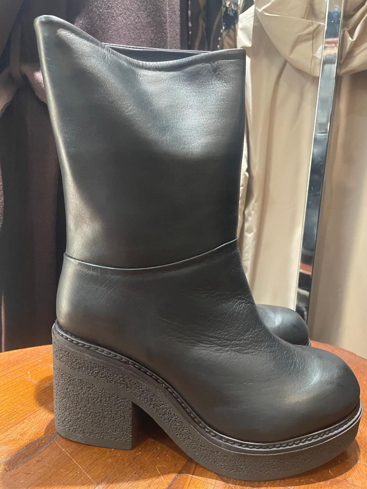 TRONCHETTO ENTOURAGE