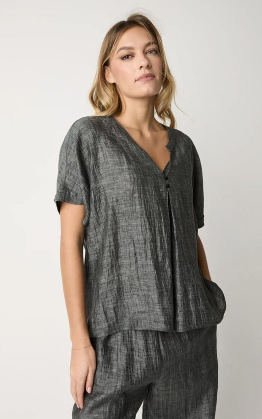 Blusa con maniche corte